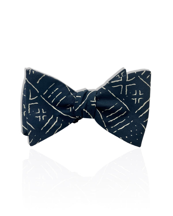 Black and White Mali African Print Bow Tie